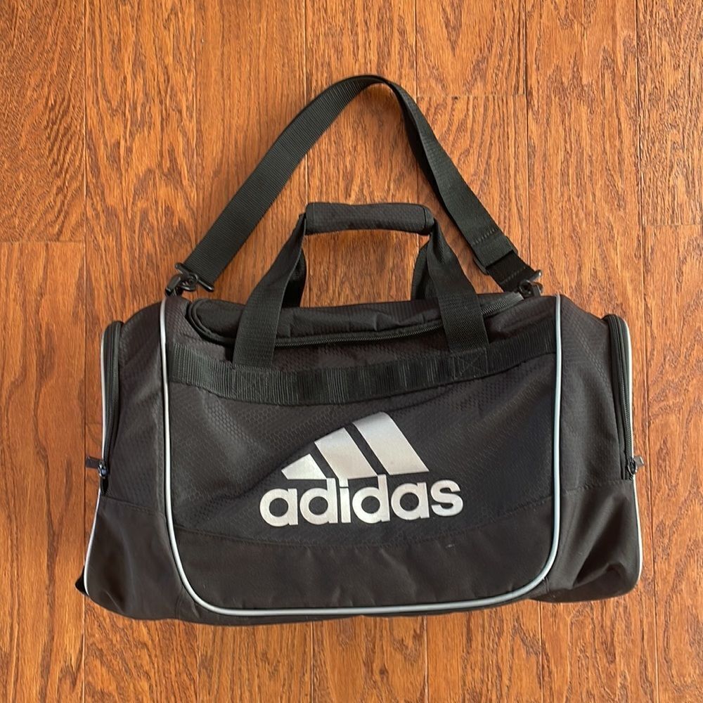 Adidas  black workout bag - Picture 2 of 2